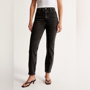 Abercrombie & Fitch Size 2/26 Black The Mom High Rise Straight Leg Jeans